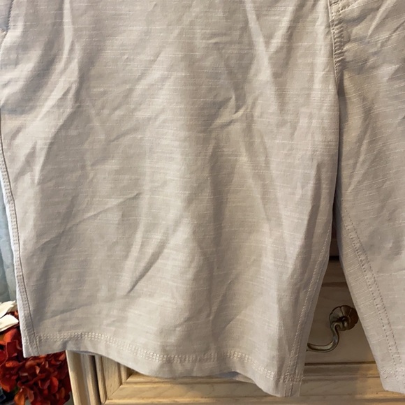 Hang Ten Hybrid Shorts - Picture 3 of 11